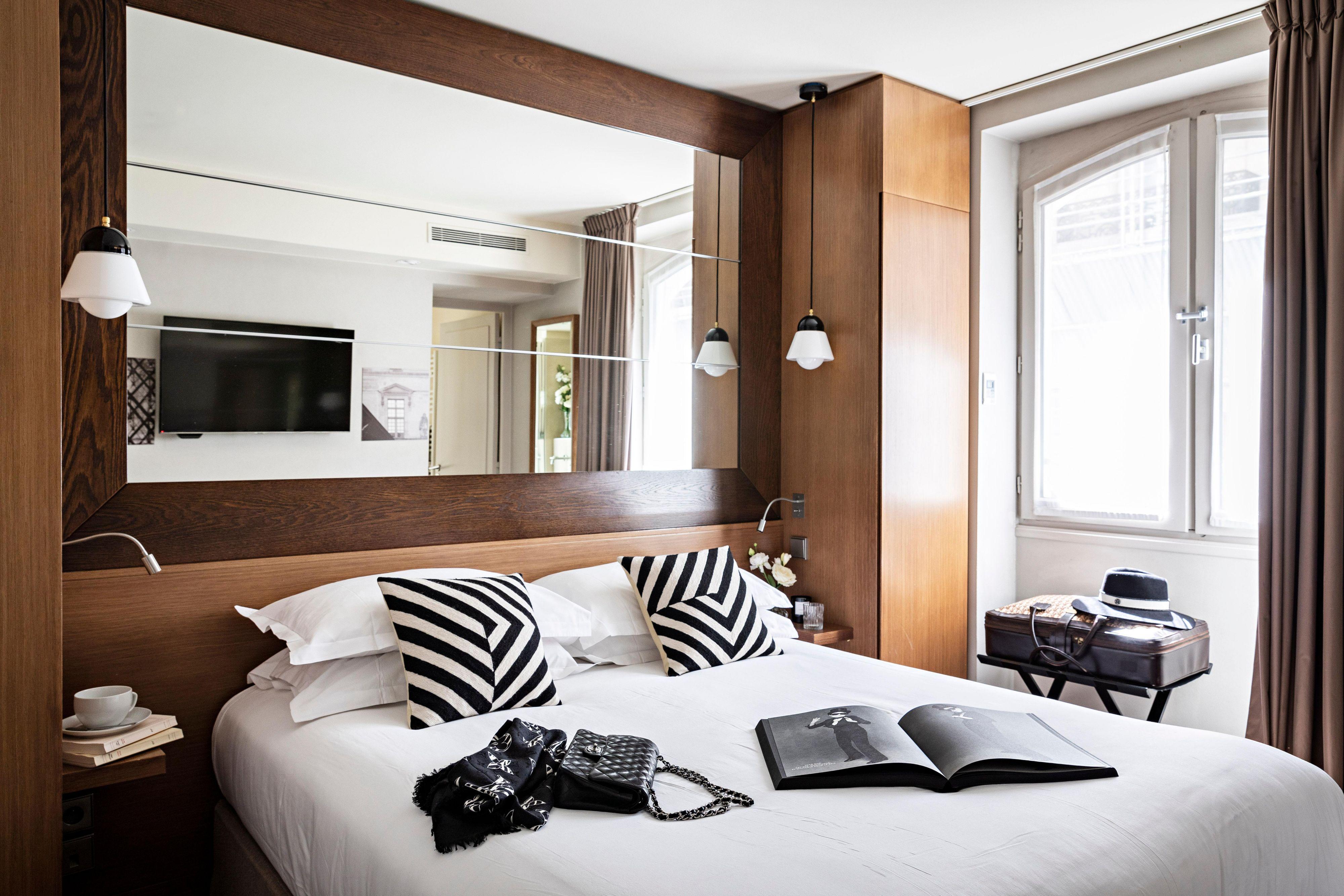 Holiday Inn Paris Palais De L'Elysee By Ihg Экстерьер фото