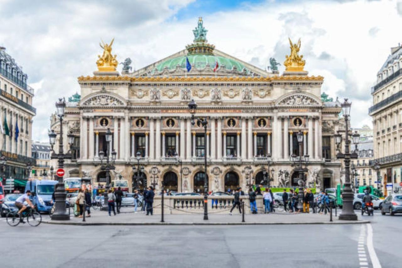 Holiday Inn Paris Palais De L'Elysee By Ihg Экстерьер фото