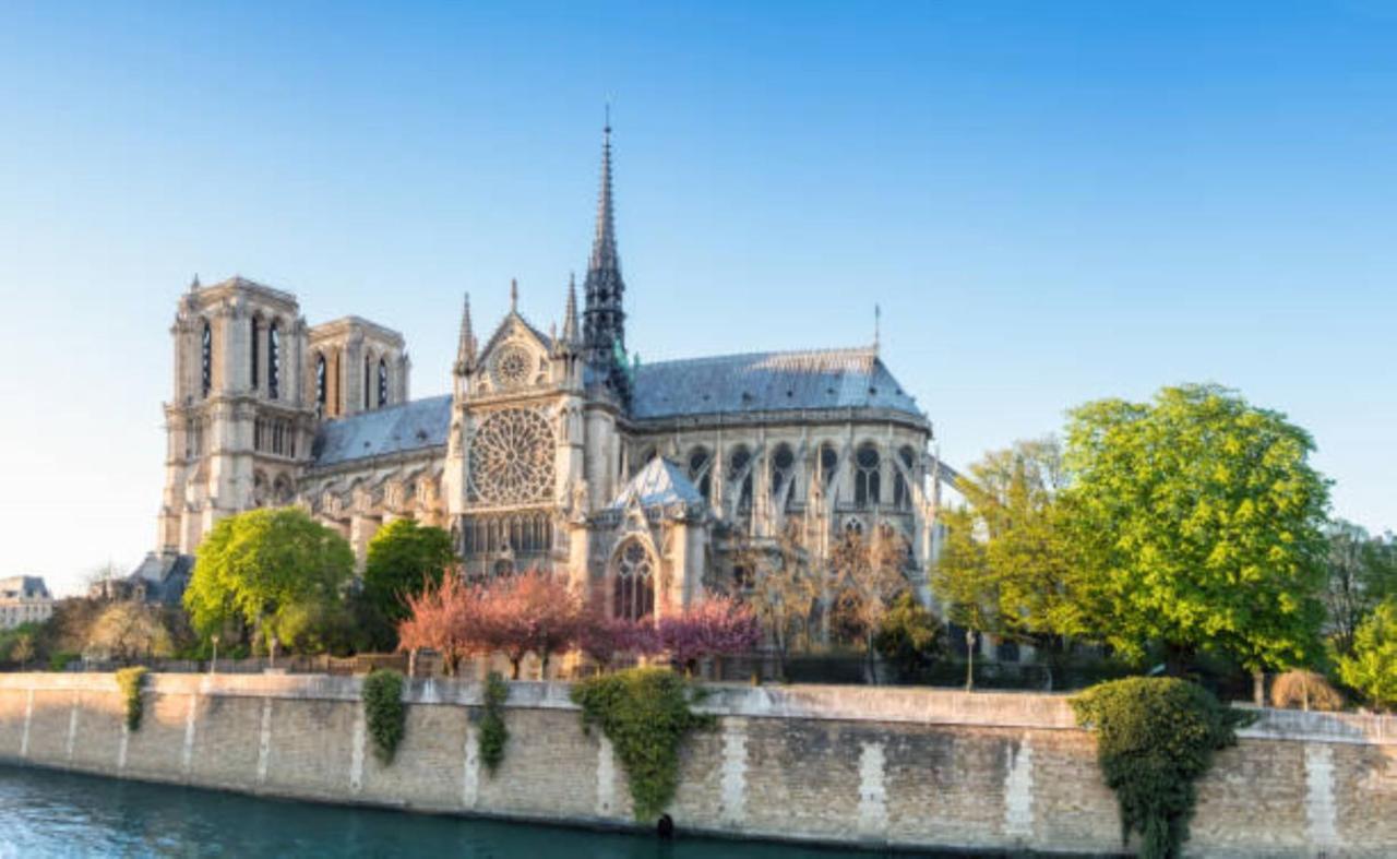 Holiday Inn Paris Palais De L'Elysee By Ihg Экстерьер фото