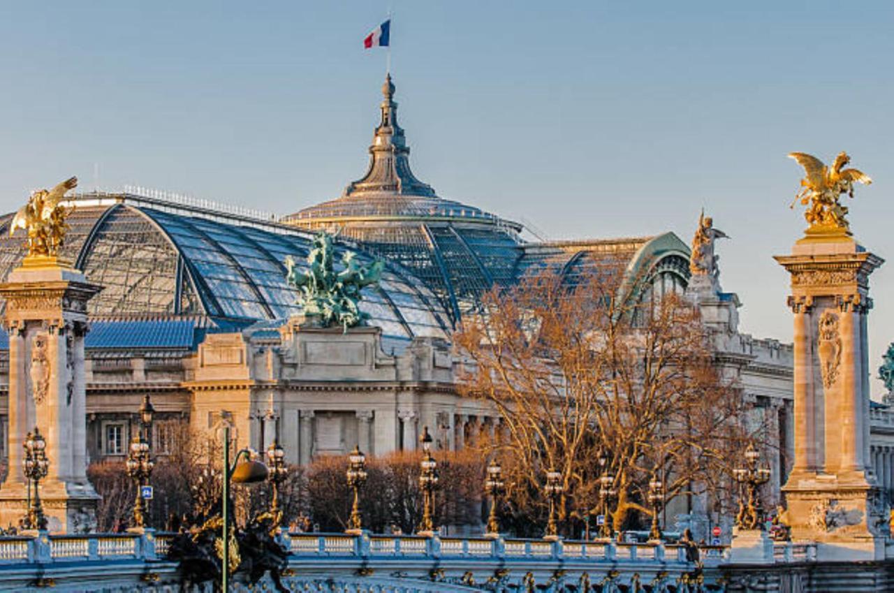 Holiday Inn Paris Palais De L'Elysee By Ihg Экстерьер фото